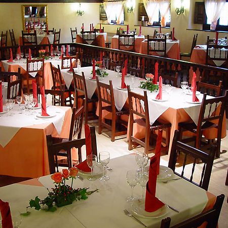 Hotel Nuevo Arlanza Коваррубиас Экстерьер фото